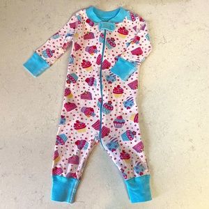 Hanna Andersson Sleeper Pajamas Cupcakes 🧁 6-9m